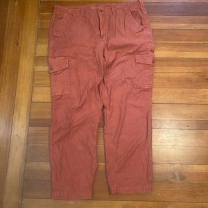 American Eagle coral cargo pants size 18